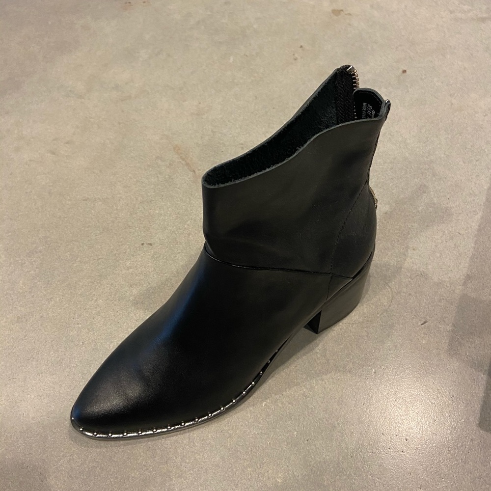 Treasure & Bond Farrah studded booties NWT